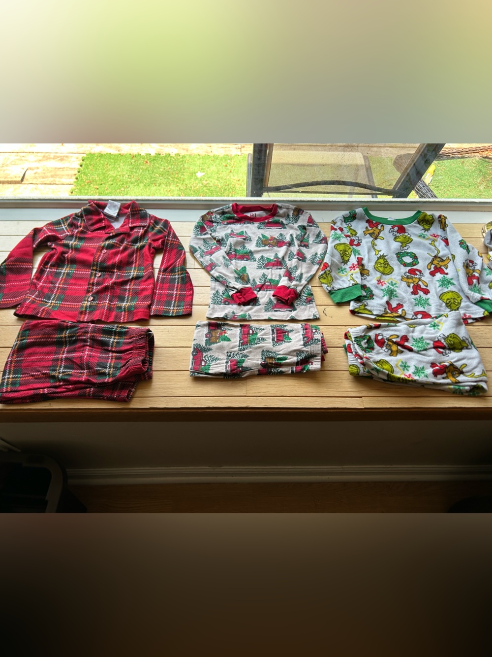 Lot of 5: Thanksgiving and Christmas pajamas (4T)